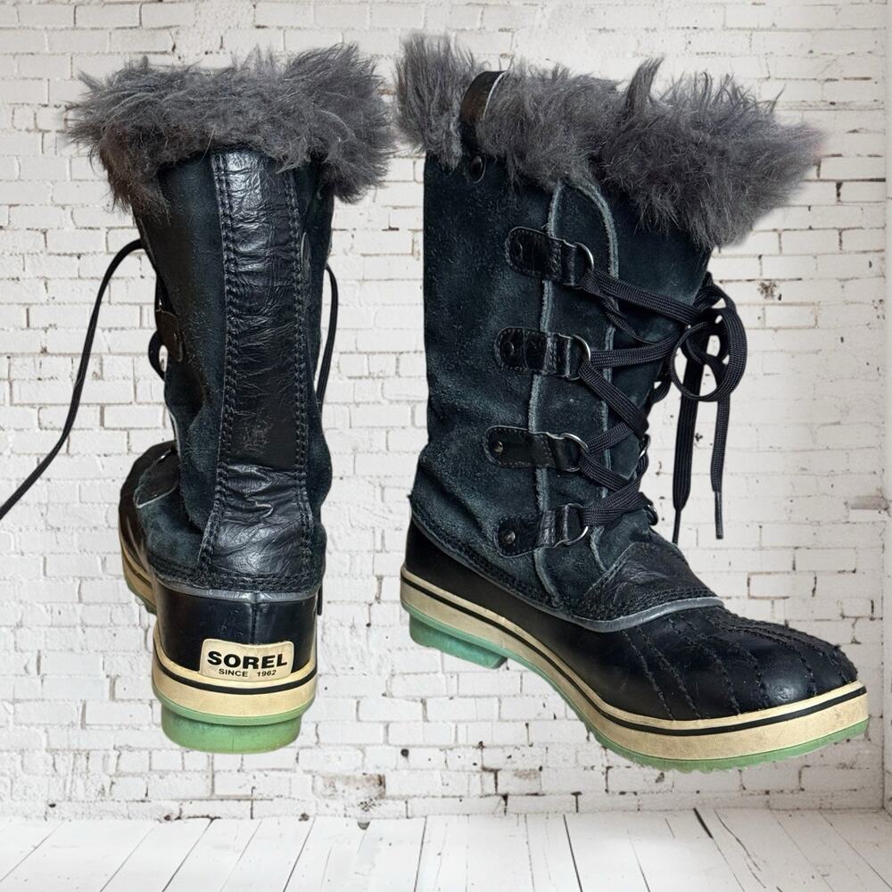Sorel Joan of Arctic Black Boots Sz 7 Womens Cold Weather Lace Up Faux Fur Trim